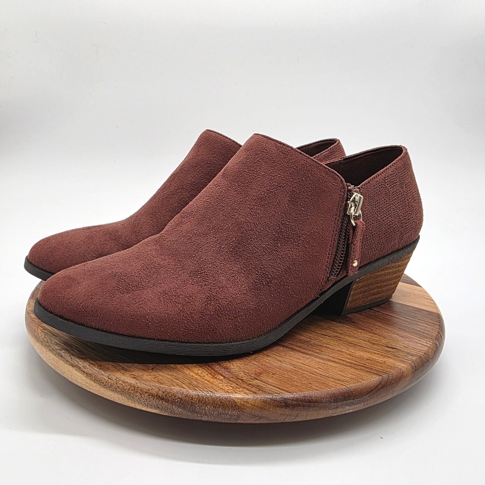Dr. Scholls Brief Ankle Boots Mahogany Perforated Stacked Heel Women's 8.5M